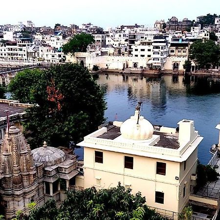 Hotel Shiv Palace Udaipur Exterior photo